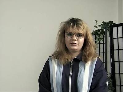 Behaarte Amateur Fotze zum Orgasmus gefickt Behaarte Amateur Fotze zum Orgasmus gefickt